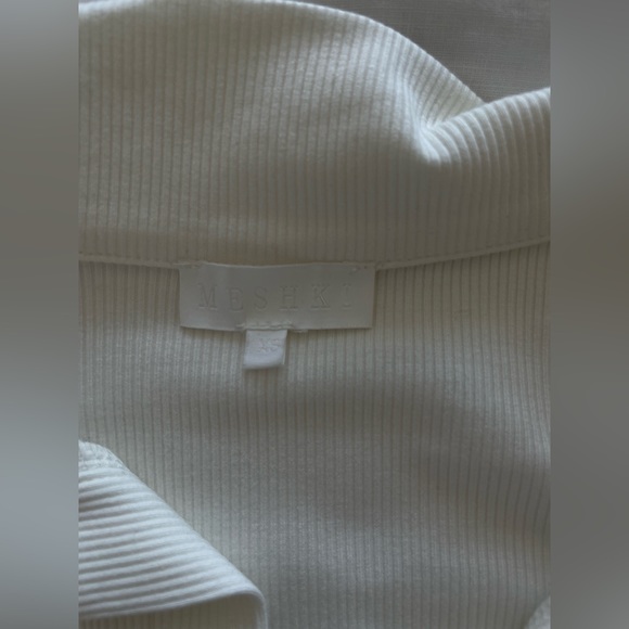 Meshki collared bodysuit - Picture 2 of 2